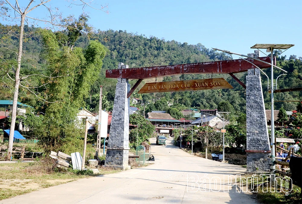 Vẻ đẹp thiên nhiên, con người Xuân Sơn