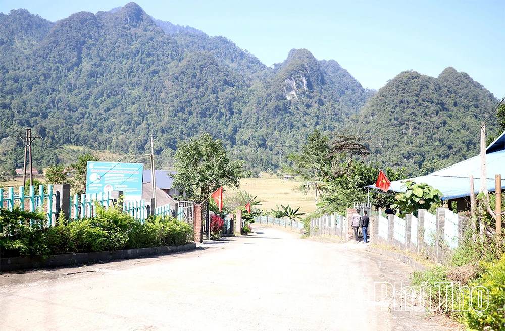 Vẻ đẹp thiên nhiên, con người Xuân Sơn