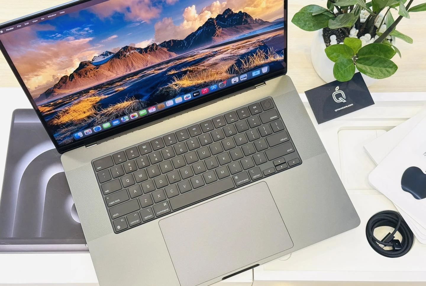 So sánh MacBook Pro M4 và MacBook Pro M3: Hiệu năng, thiết kế và trải nghiệm sử dụng