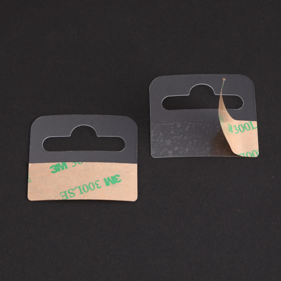 ỨNG DỤNG HANG TABS TRONG BÁN LẺ: GIẢI PHÁP TỐI ƯU HIỆU QUẢ TRƯNG BÀY SẢN PHẨM HIỆN ĐẠI