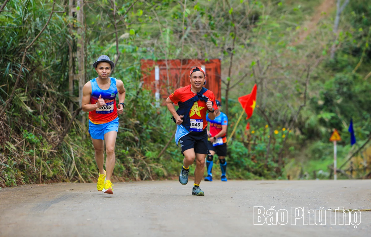 Chinh phục bản Mừng