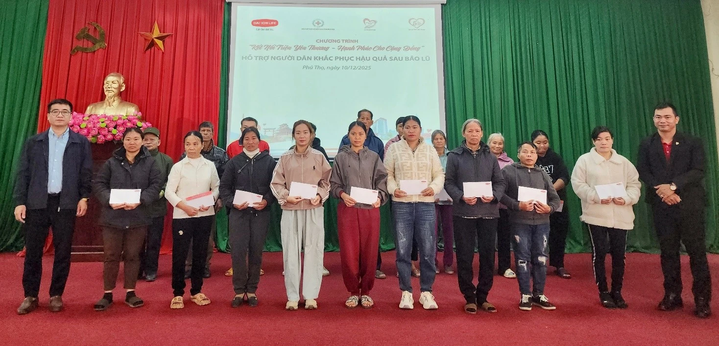 Dai-ichi Life Việt Nam chung tay hỗ trợ người dân Lương Sơn ổn định cuộc sống sau thiên tai