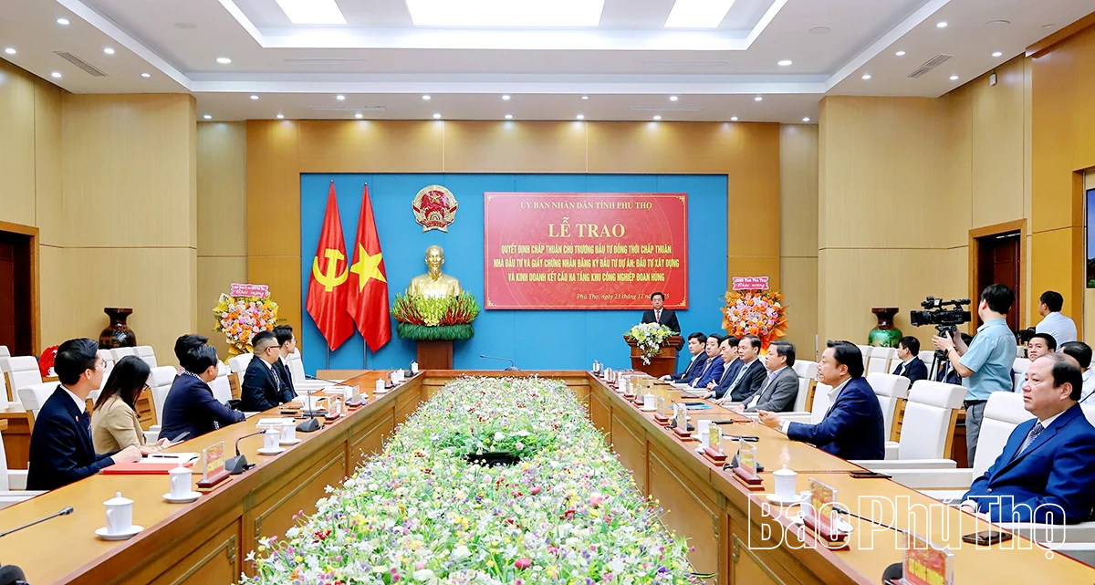 Trao Giấy chứng nhận đăng ký đầu tư cho Tập đoàn Amata