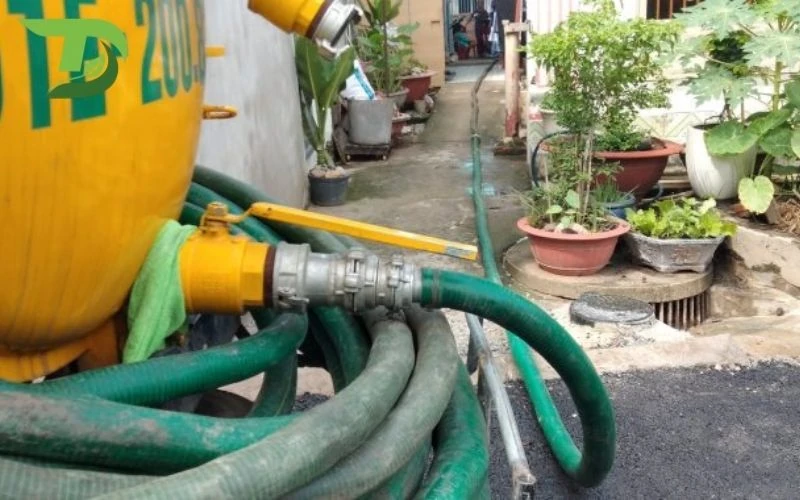 Thông cống nghẹt giá rẻ trọn gói, bảo hành dài hạn, phục vụ 24/7