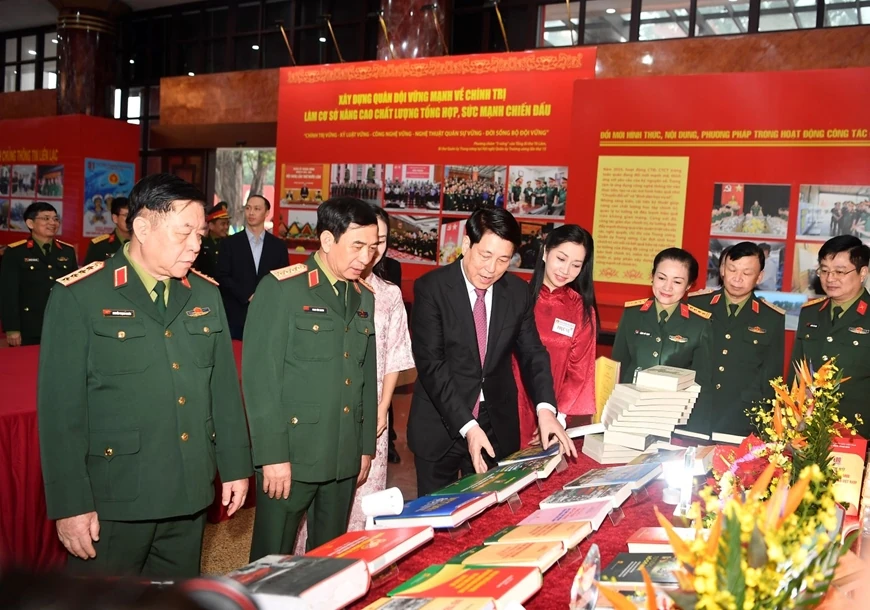 Quân đội nhân dân Việt Nam góp phần giữ vững trận địa tư tưởng của Đảng