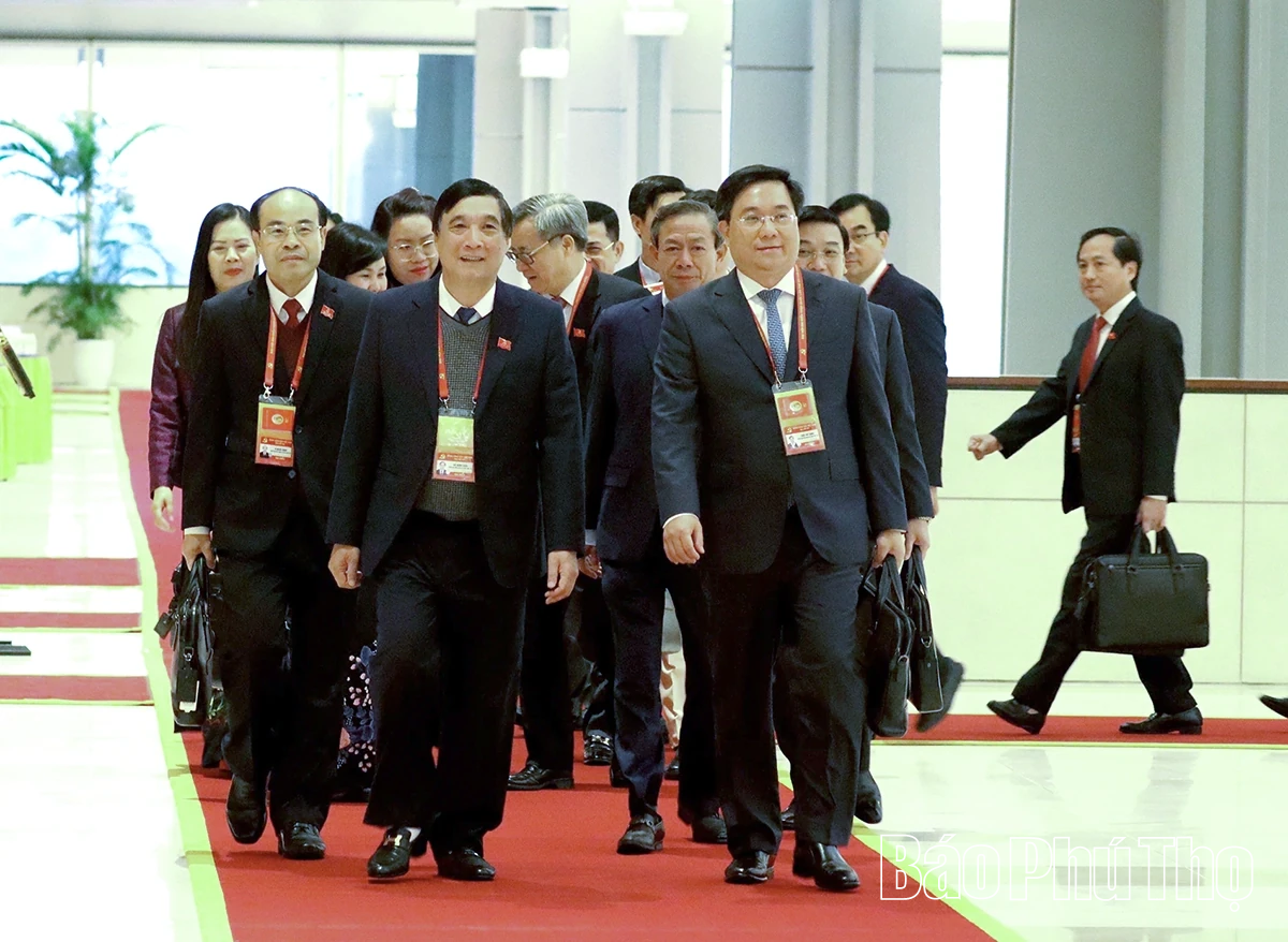 Ngày làm việc thứ tư Đại hội XIV của Đảng: Thực hiện công tác nhân sự