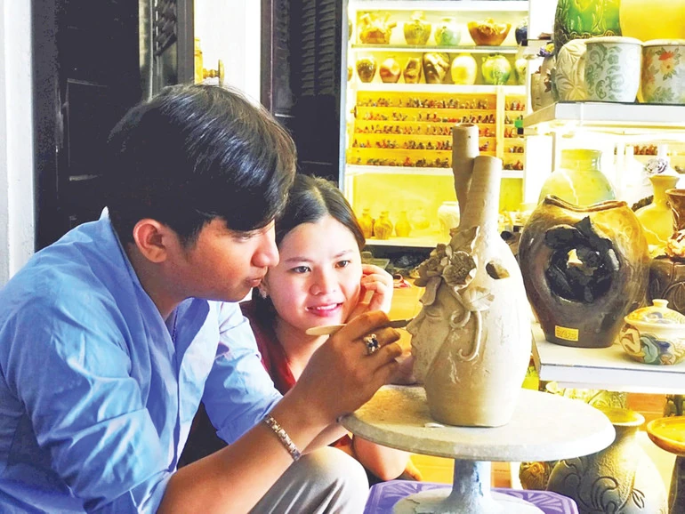 Tiếp lửa cho nghề xưa phố Hội