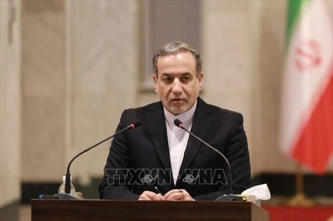 Iran cảnh báo đáp trả ’thích đáng bất kỳ hành động quân sự nào