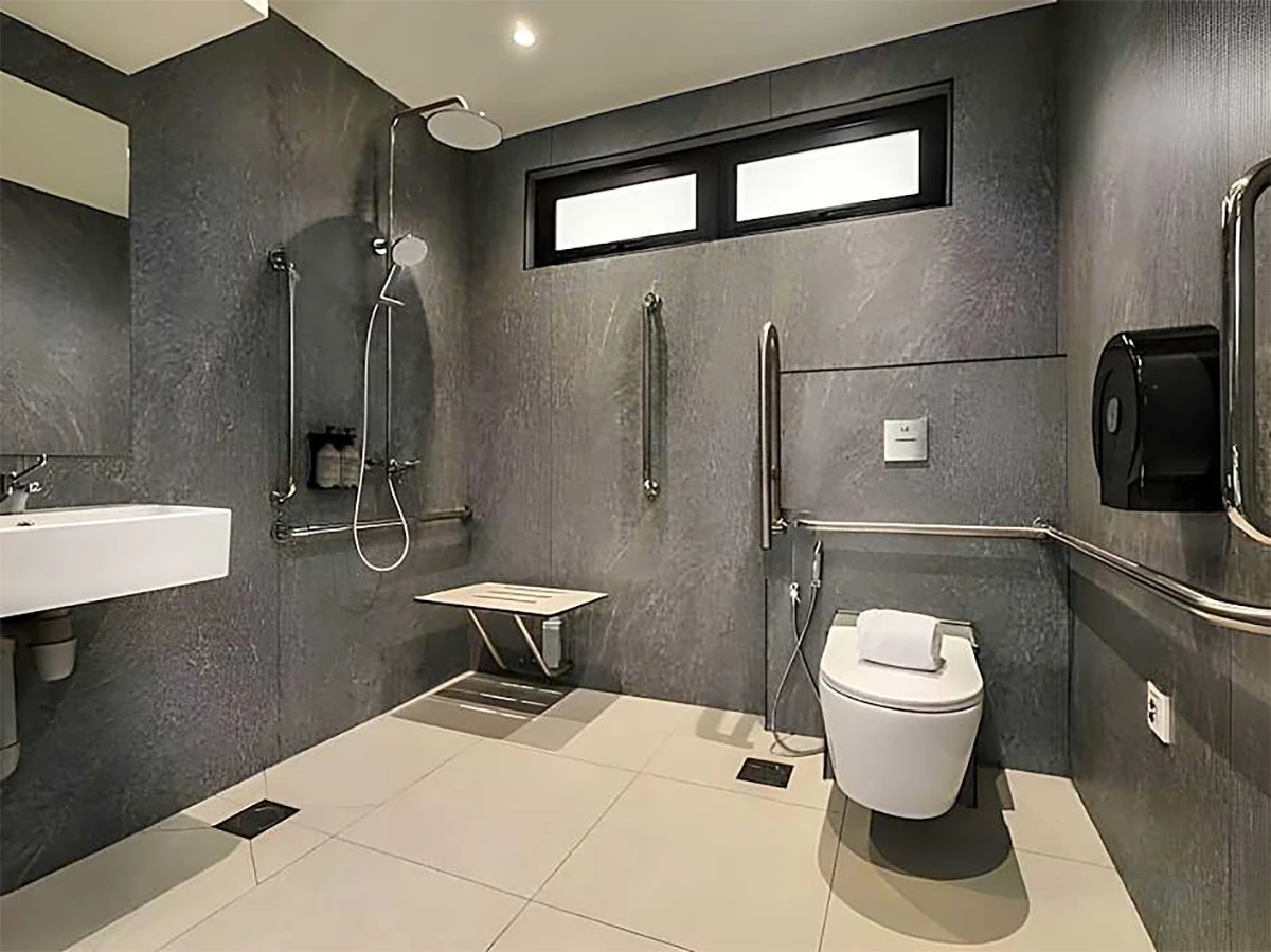 Bên trong khách sạn trên xe buýt ở Singapore