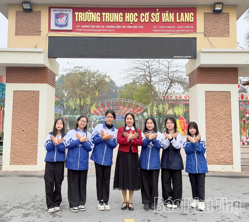 Đặng Vũ Châu Anh - thủ khoa từ niềm say mê