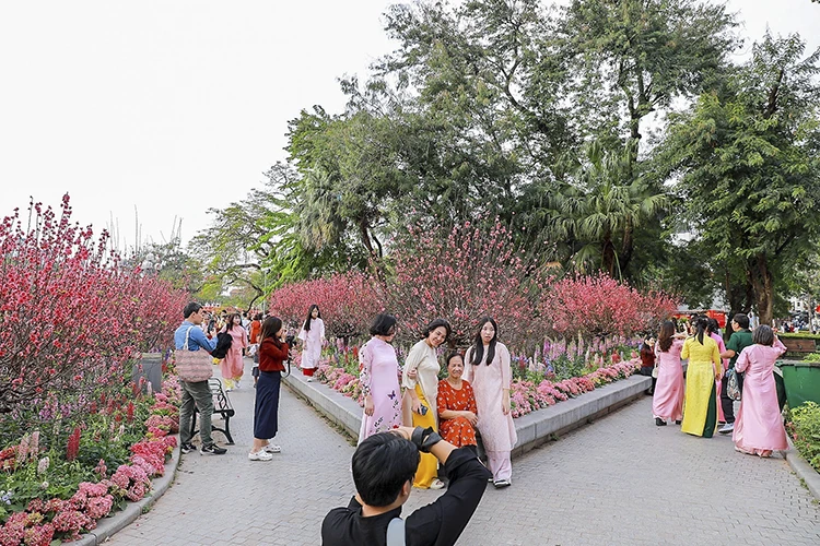 Thời tiết ngày 21/2: Bắc Bộ lạnh về đêm, Nam Bộ xuất hiện nắng nóng cục bộ