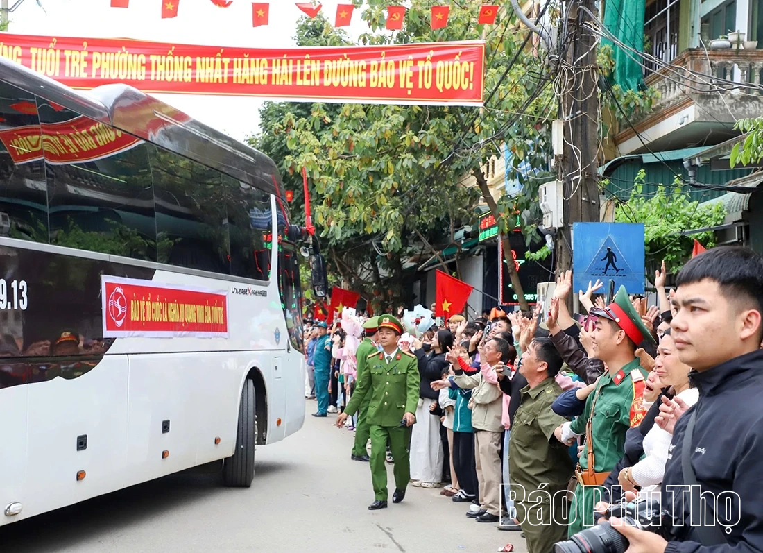 Ngày hội tòng quân trên quê hương Đất Tổ - Viết tiếp bản hùng ca