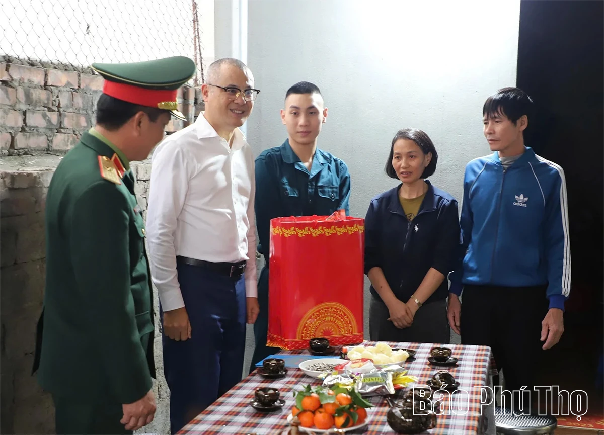 Bí thư Tỉnh ủy Phạm Đại Dương: Lễ giao nhận quân 2026 phải thực sự là ngày hội của tuổi trẻ và Nhân dân