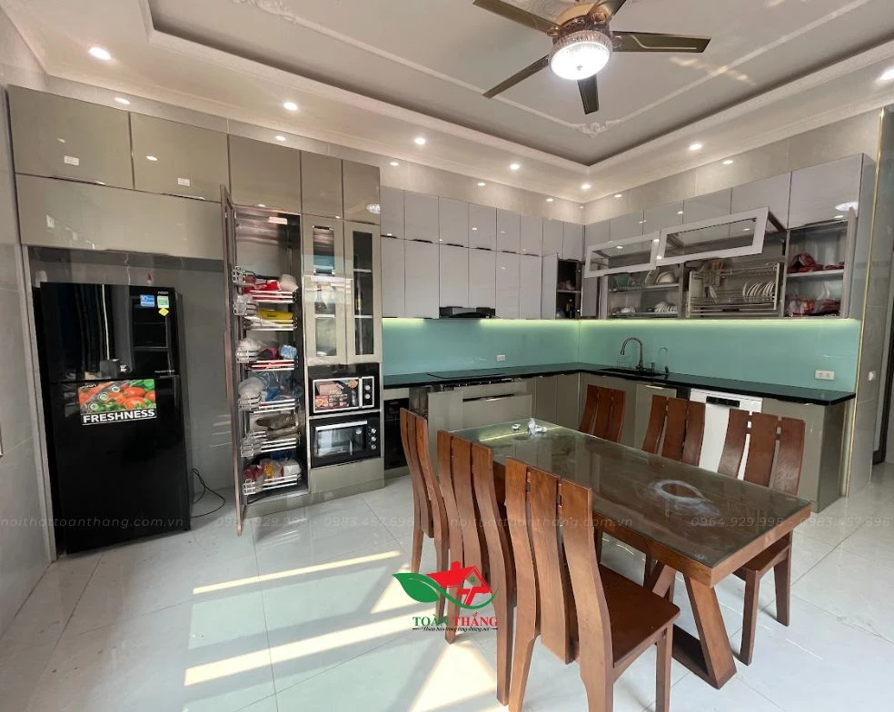 Ưu nhược điểm của tủ bếp Inox là gì?