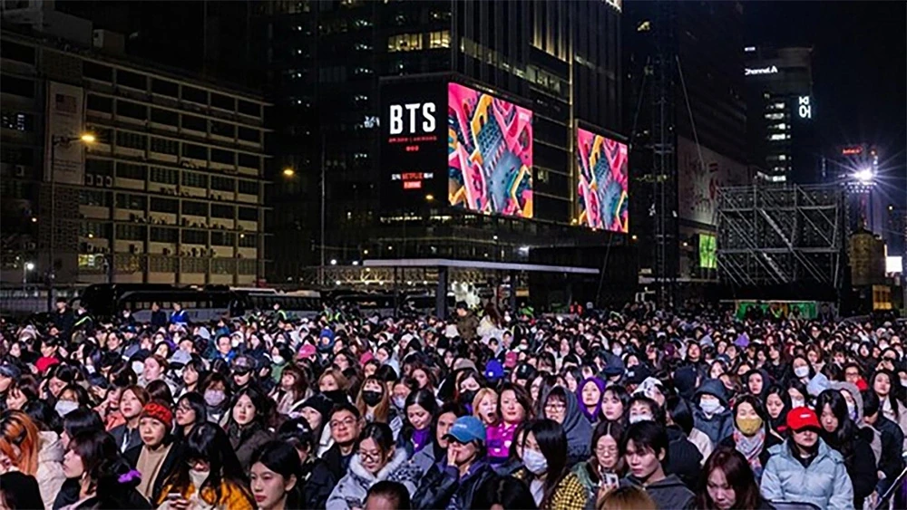 nhóm nhạc bts càn quét hạng mục chính các bảng xếp hạng trong tuần đầu trở lại hình ảnh 2 Nhóm nhạc BTS “càn quét” hạng mục chính các bảng xếp hạng trong tuần đầu trở lại