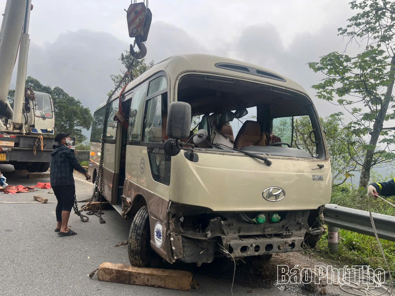 Chủ tịch UBND tỉnh Trần Duy Đông chỉ đạo khẩn trương xử lý vụ tai nạn giao thông tại Tam Đảo