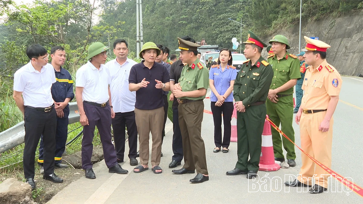 Chủ tịch UBND tỉnh Trần Duy Đông chỉ đạo khẩn trương xử lý vụ tai nạn giao thông tại Tam Đảo