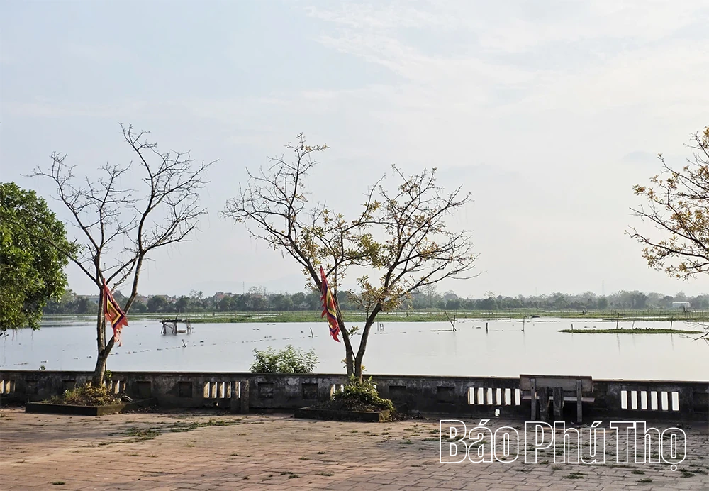 Đền Đức Ông - “phần hồn” cổ kính bên bờ Đầm Rưng