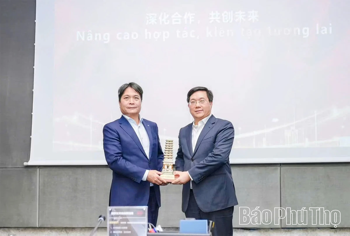 Đoàn đại biểu tỉnh Phú Thọ làm việc với Tập đoàn BYD về hợp tác trong lĩnh vực xe điện và năng lượng mới