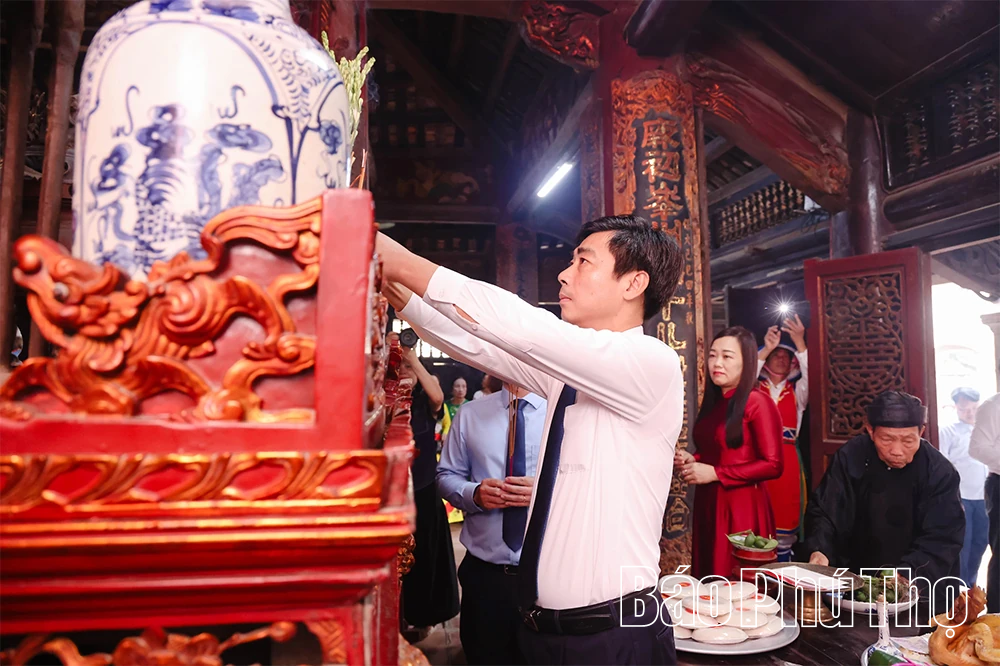 Đặc sắc lễ rước kiệu đình Hùng Lô năm 2026