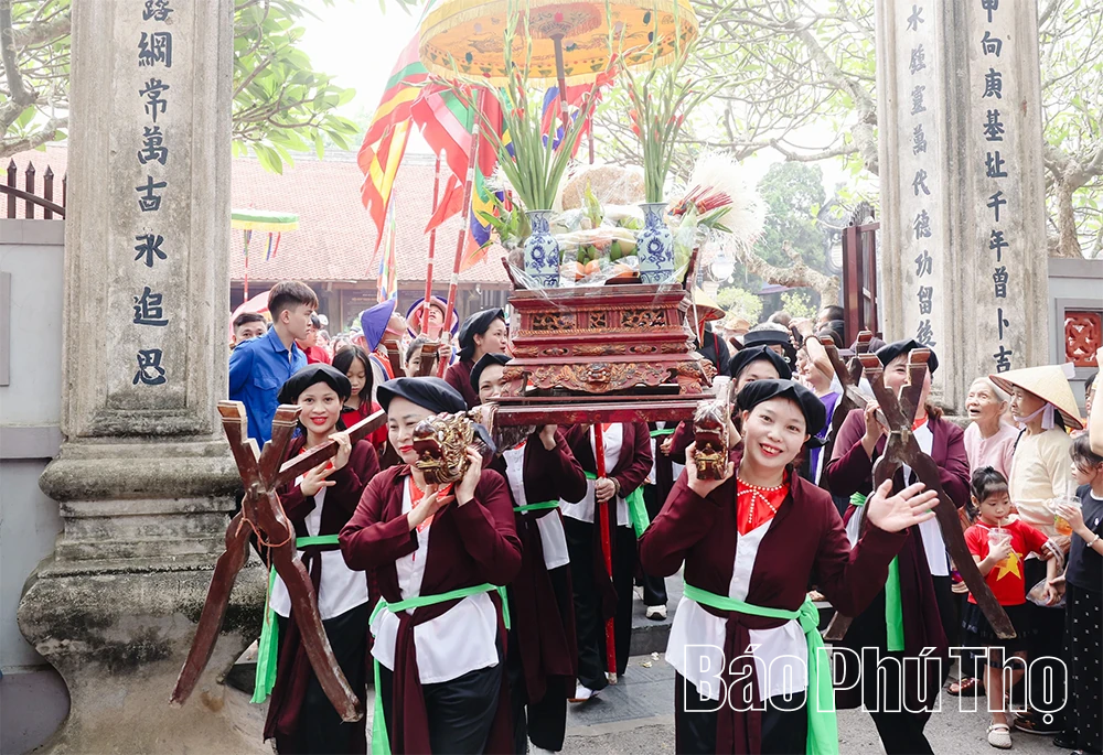 Đặc sắc lễ rước kiệu đình Hùng Lô năm 2026