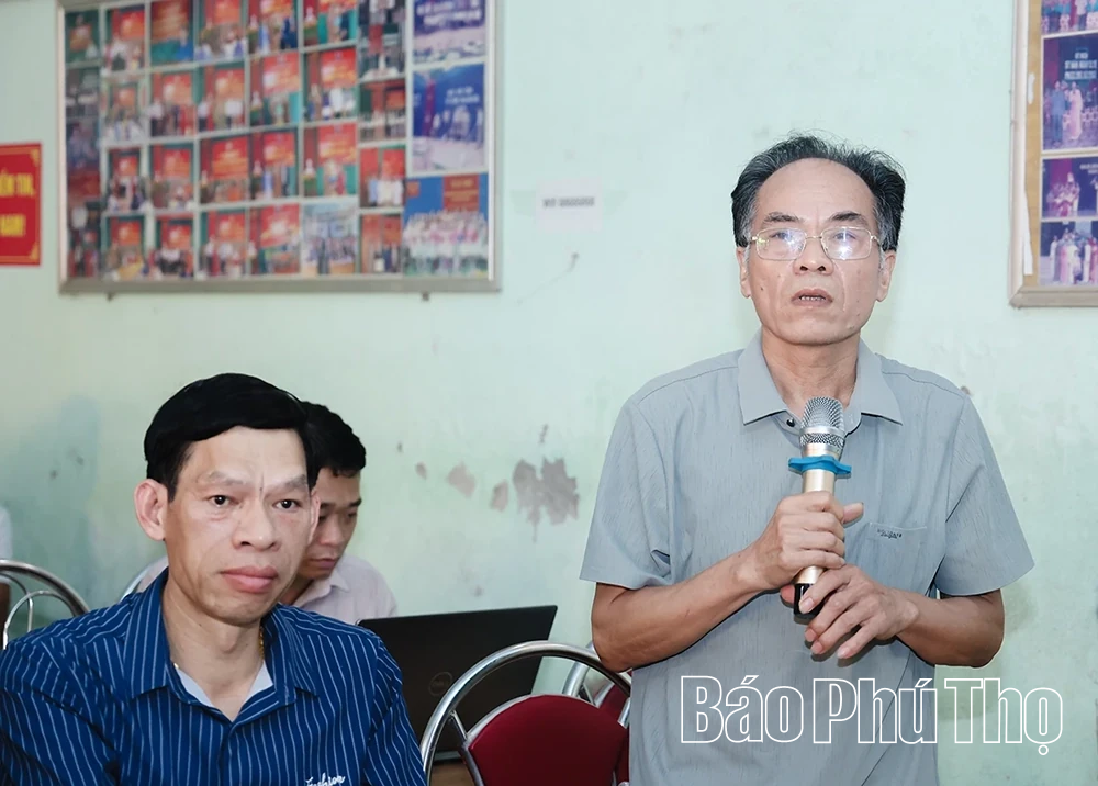 Lãnh đạo Ủy ban MTTQ tỉnh dự sinh hoạt Chi bộ thôn Hoa Lư, xã Liên Hoà
