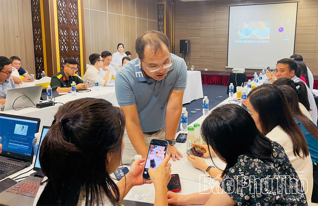 Bồi dưỡng kỹ năng sáng tạo và ứng dụng AI trên smartphone