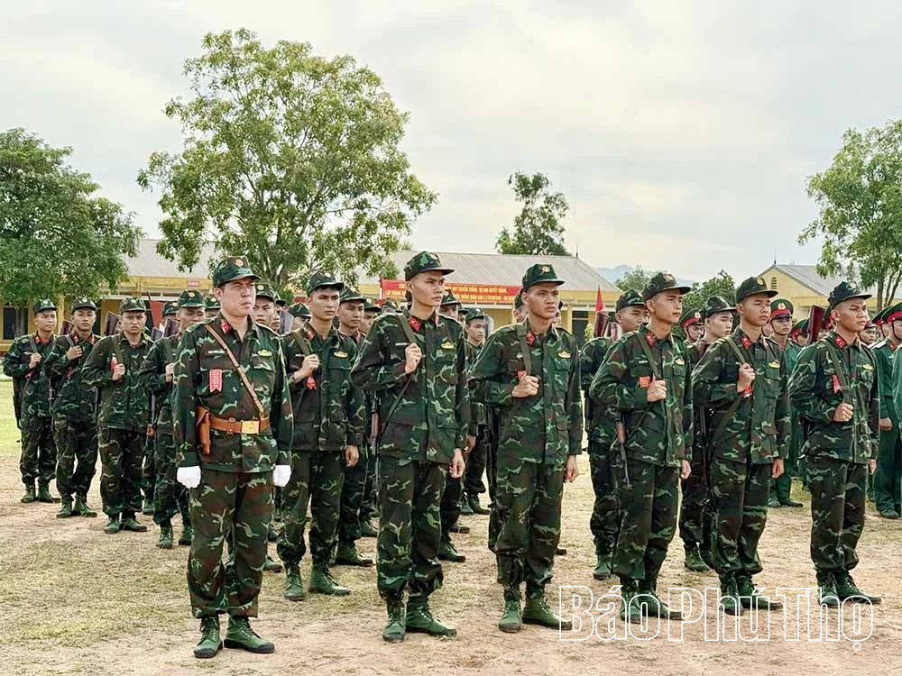 Lễ tuyên thệ chiến sĩ mới năm 2026 tại các trung đoàn thuộc Sư đoàn 304, Quân khu 2