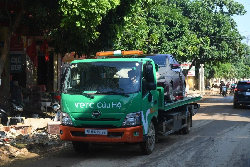 Dịch vụ cứu hộ ô tô Đà Nẵng, cứu hộ giao thông 24/7