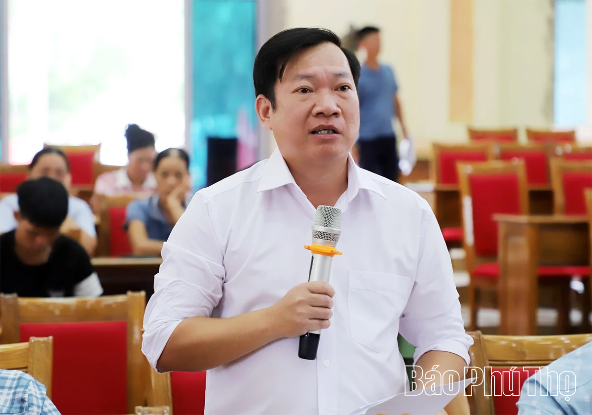 Tổ đại biểu số 14 HĐND tỉnh tiếp xúc cử tri các xã Đà Bắc, Cao Sơn, Tiền Phong