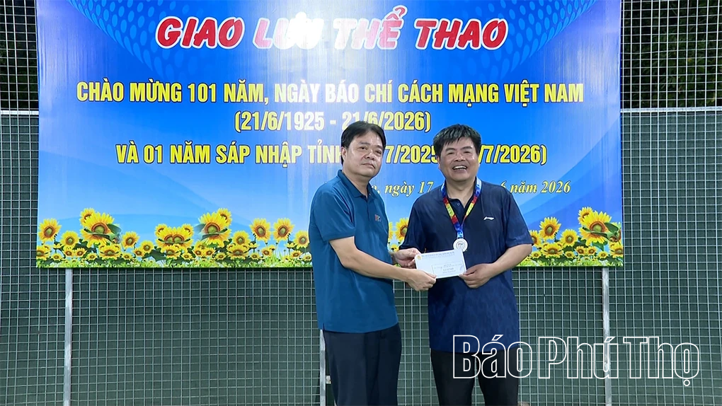 Giao lưu thể thao chào mừng Ngày Báo chí Cách mạng Việt Nam