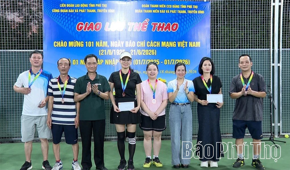 Giao lưu thể thao chào mừng Ngày Báo chí Cách mạng Việt Nam