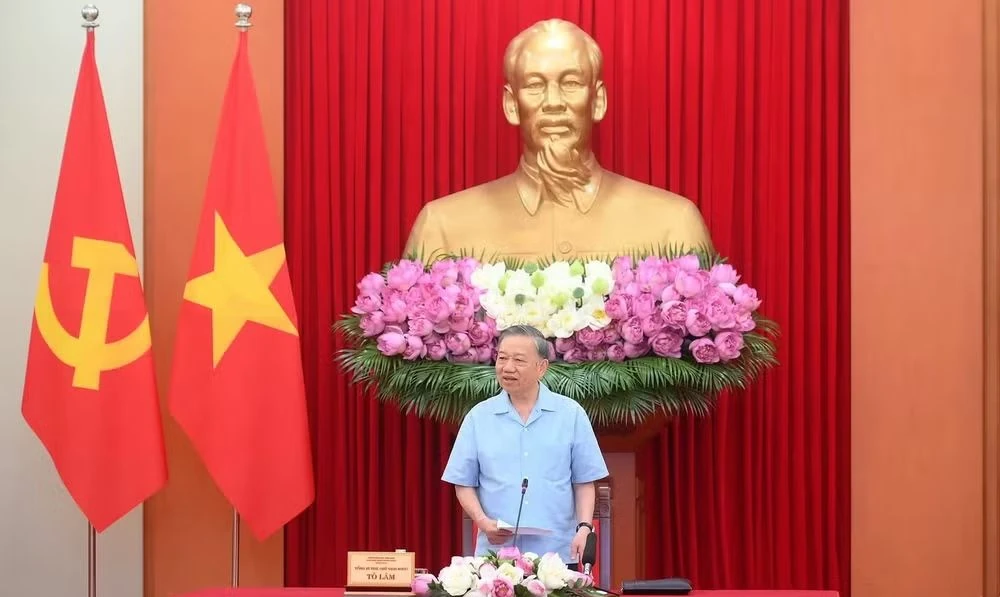 Đánh giá, làm rõ sự cần thiết phải tiếp tục điều chỉnh, sáp nhập một số xã, phường