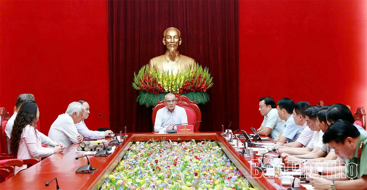 Đẩy mạnh chuyển đổi xanh: Động lực cho sự phát triển bền vững của Đất Tổ