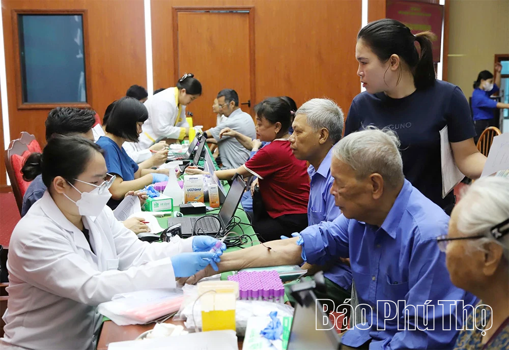 Mệnh lệnh từ trái tim và trách nhiệm trước lịch sử