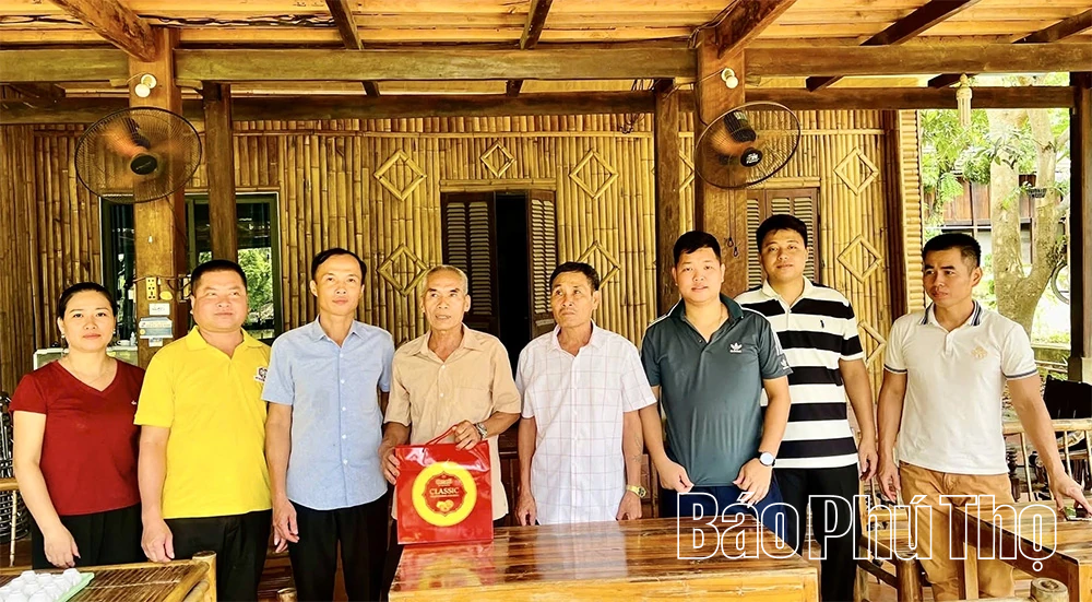 Sôi nổi Tháng tri ân ở xã vùng cao Mai Hạ