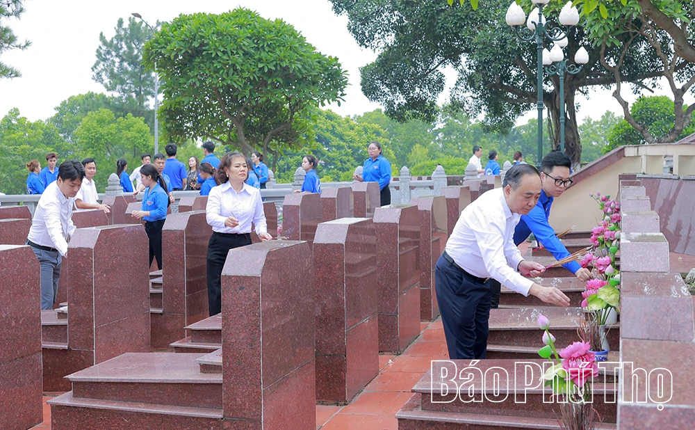 Trường Đại học Hùng Vương tổ chức các hoạt động tri ân Ngày Thương binh - Liệt sĩ