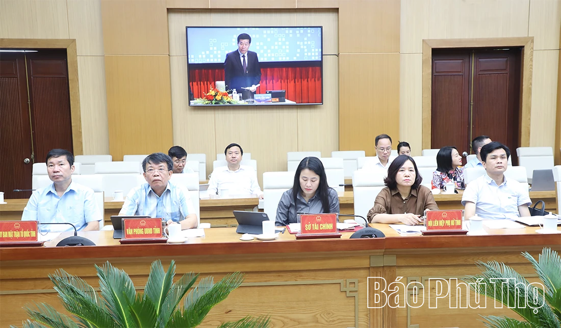 Củng cố nền tảng chính trị, nâng tầm hiệu quả đối ngoại Đảng và đối ngoại Nhân dân