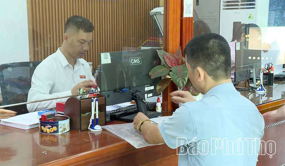 Thước đo từ lòng dân