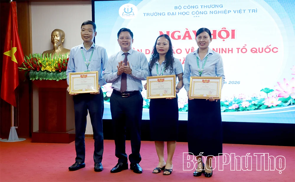 Trường Đại học Công nghiệp Việt Trì tổ chức “Ngày hội Toàn dân bảo vệ an ninh Tổ quốc” năm 2026 