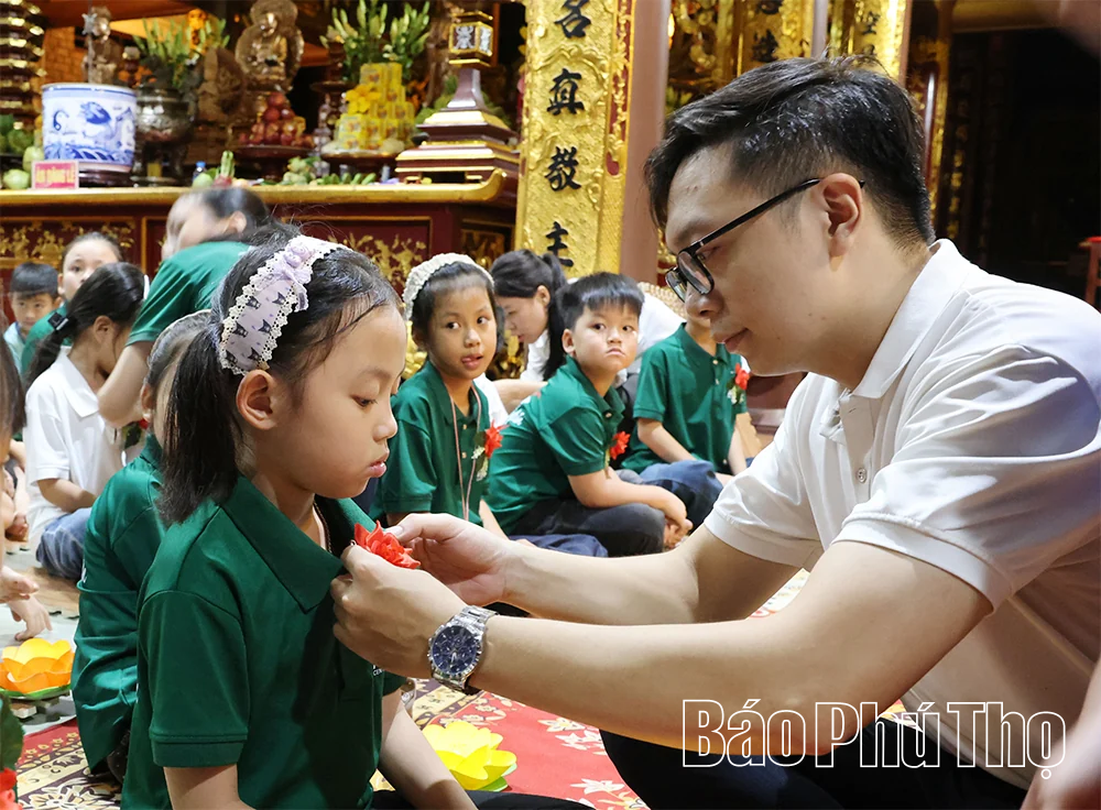 Mùa báo hiếu của con