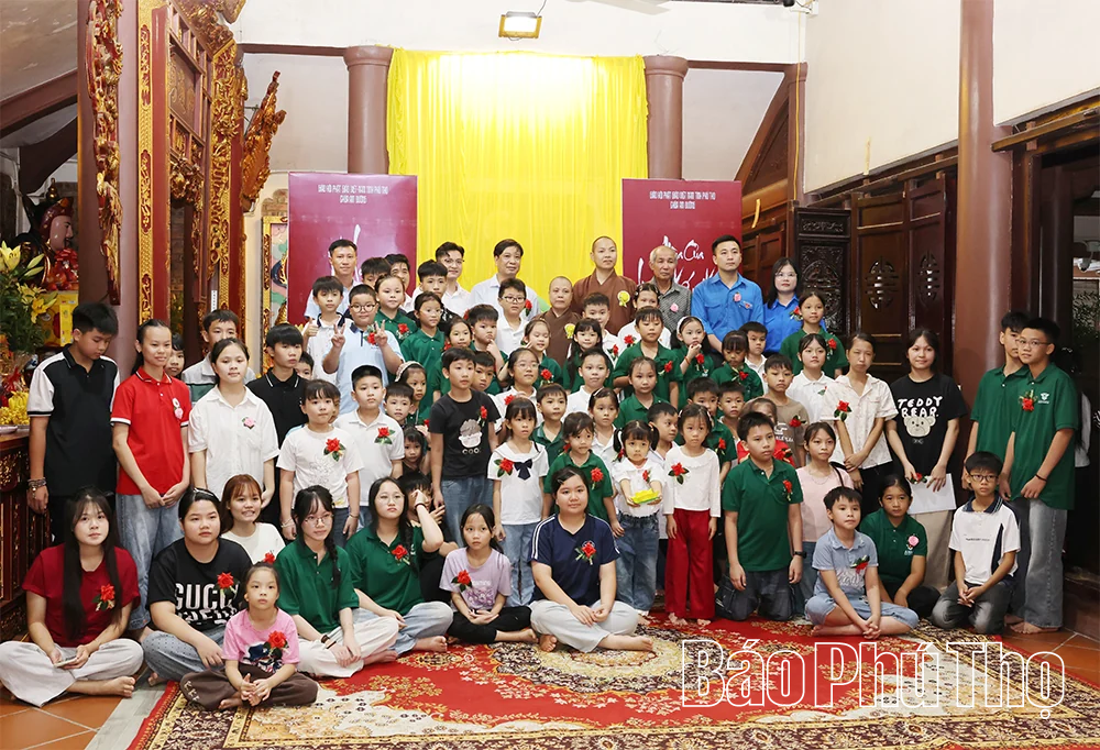 Mùa báo hiếu của con