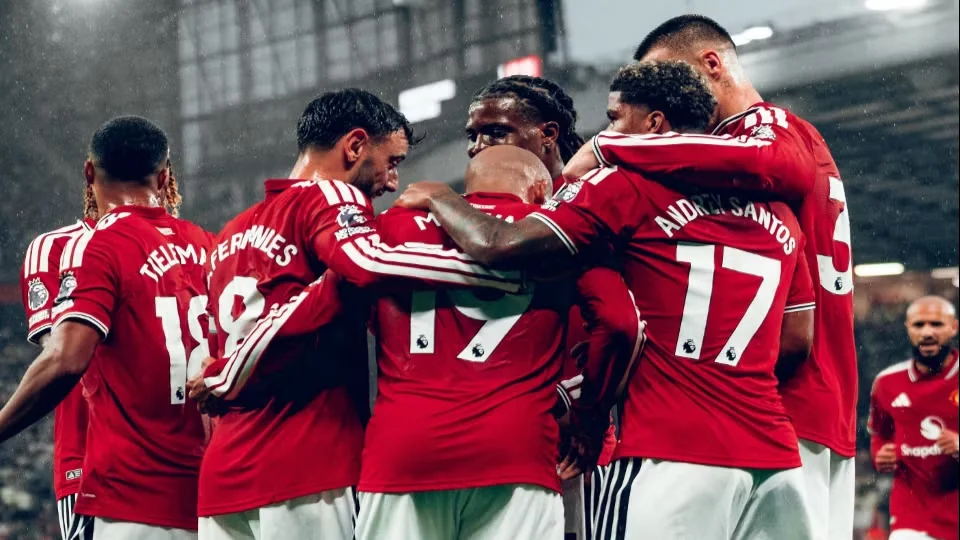 Manchester United gặp Sabah: 3 điểm đầu tiên cho Quỷ Đỏ