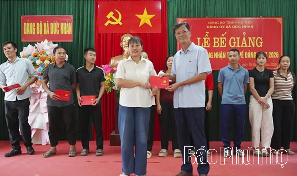 Phát triển đảng viên: Đột phá để nâng cao năng lực lãnh đạo - Kỳ 3: Điểm sáng trong phát triển đảng viên vùng đồng bào dân tộc thiểu số