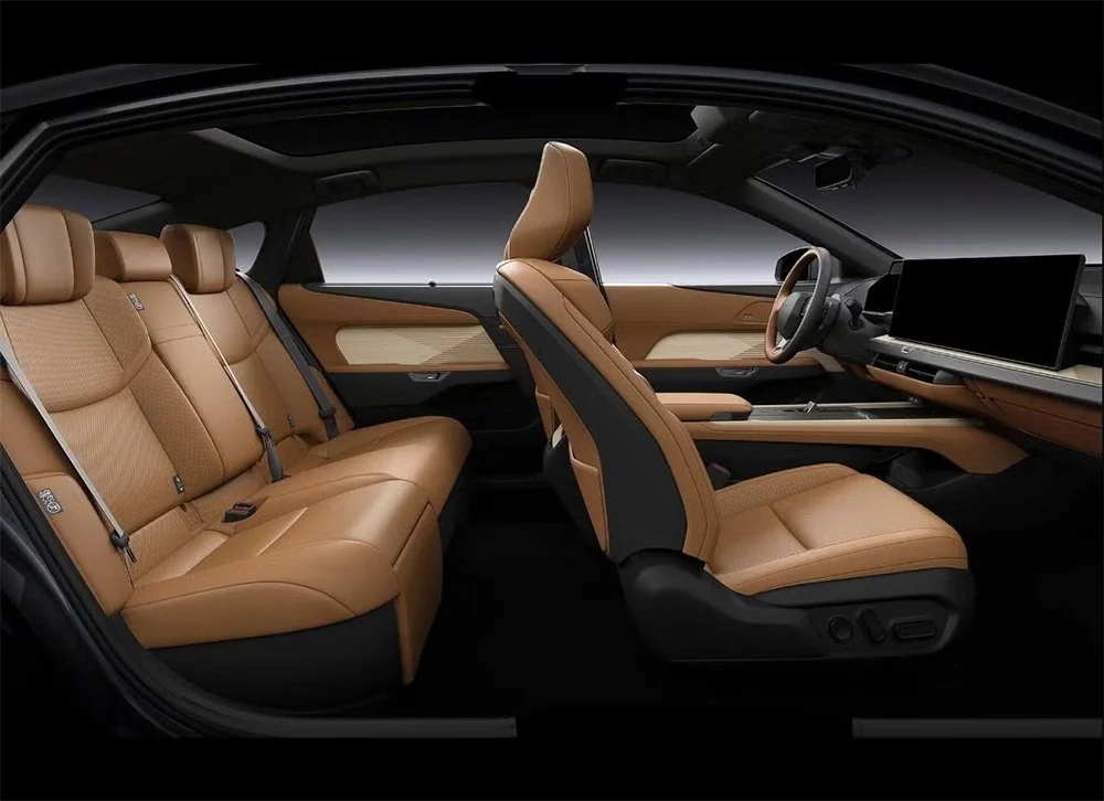 Xe điện mới của Lexus lộ diện ở Việt Nam, giá dự kiến dưới 3 tỷ đồng
