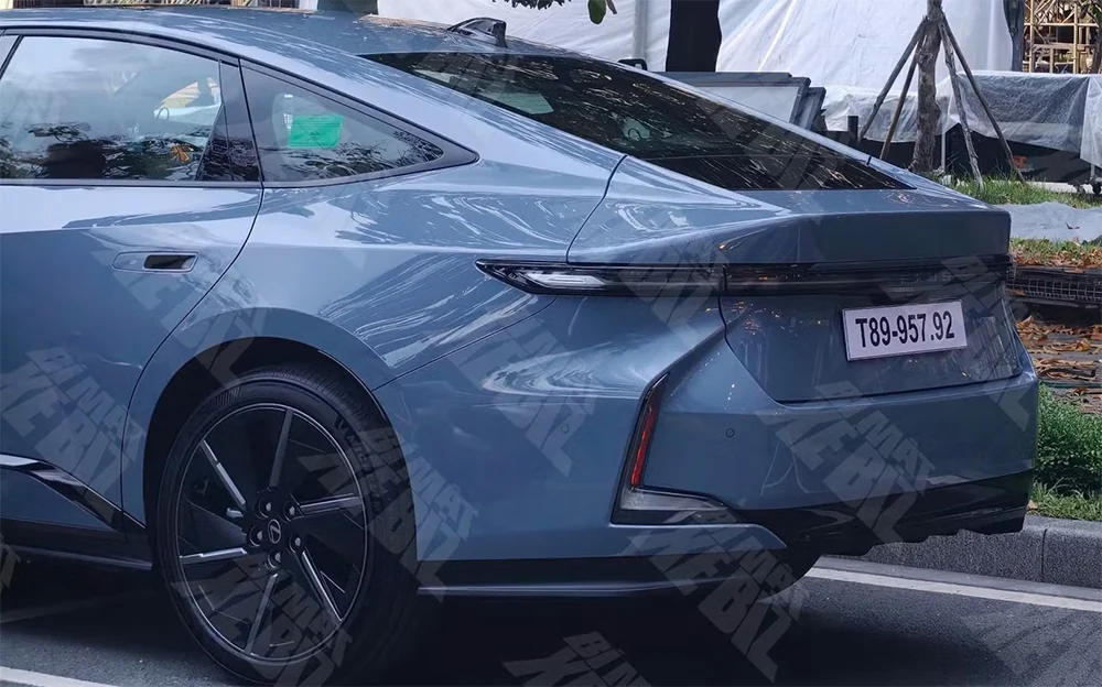 Xe điện mới của Lexus lộ diện ở Việt Nam, giá dự kiến dưới 3 tỷ đồng