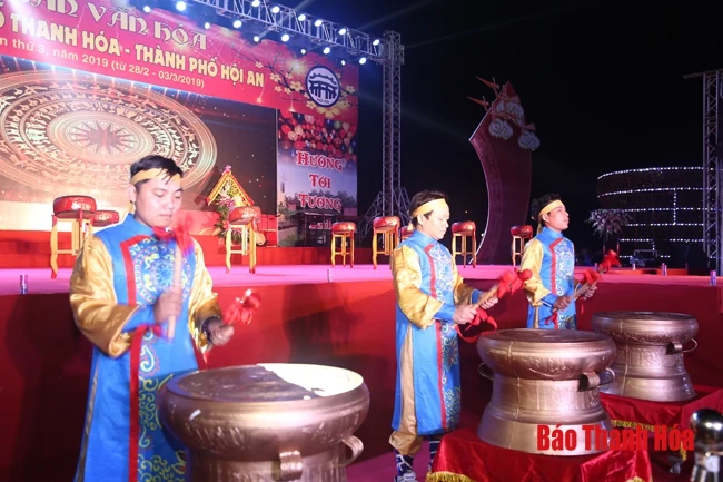 Từng bừng đêm khai mạc “Tuần văn hóa TP Thanh Hóa - TP Hội An” lần thứ III - năm 2019