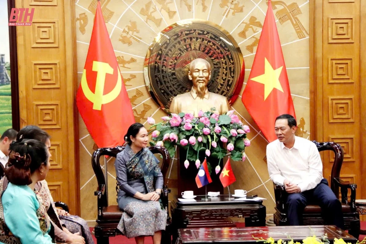 Đoàn đại biểu Hội LHPN tỉnh Hủa Phăn (Lào) chào xã giao lãnh đạo tỉnh Thanh Hóa