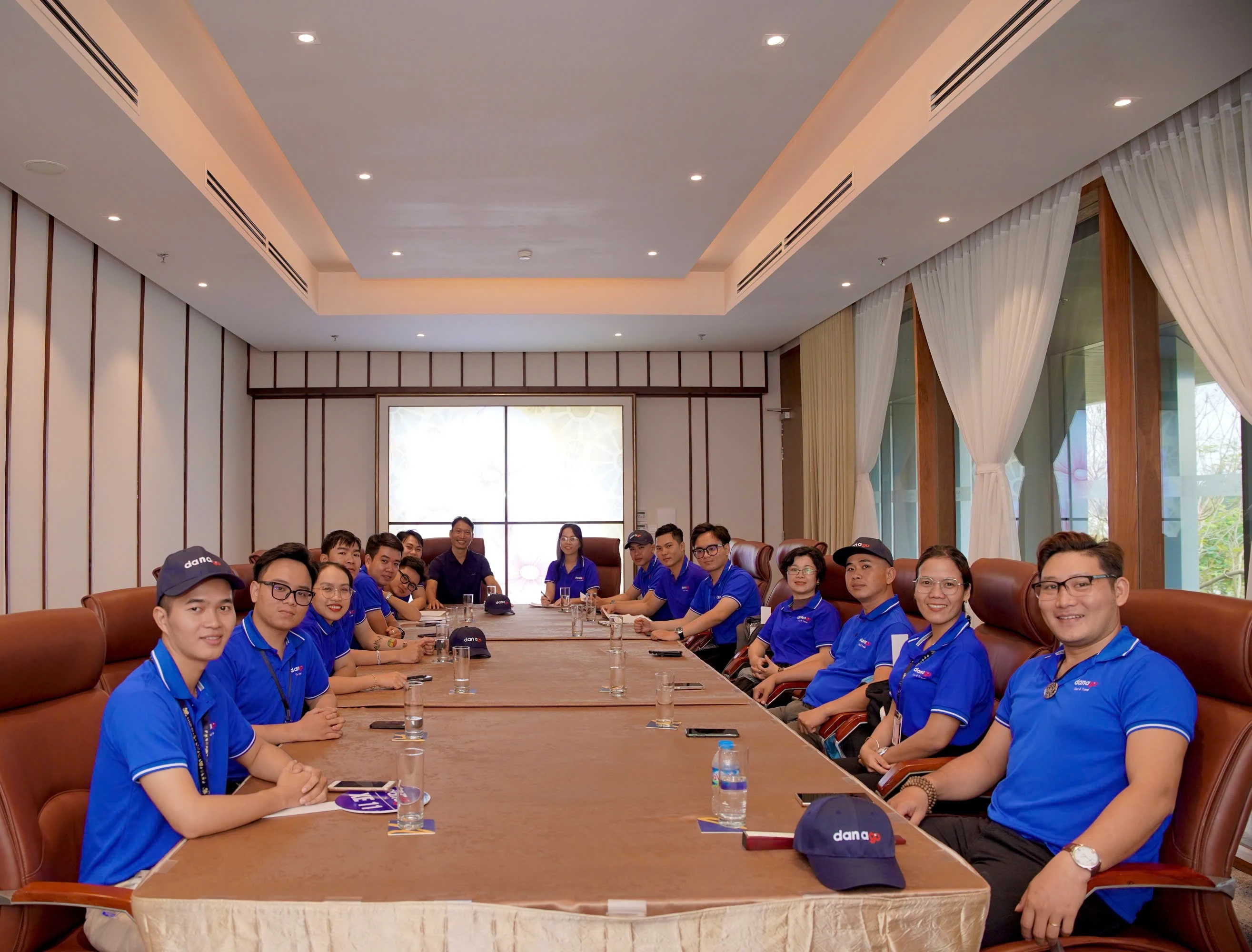 Tour 550 khách của DANAGO chinh phục CEO Detech Motor