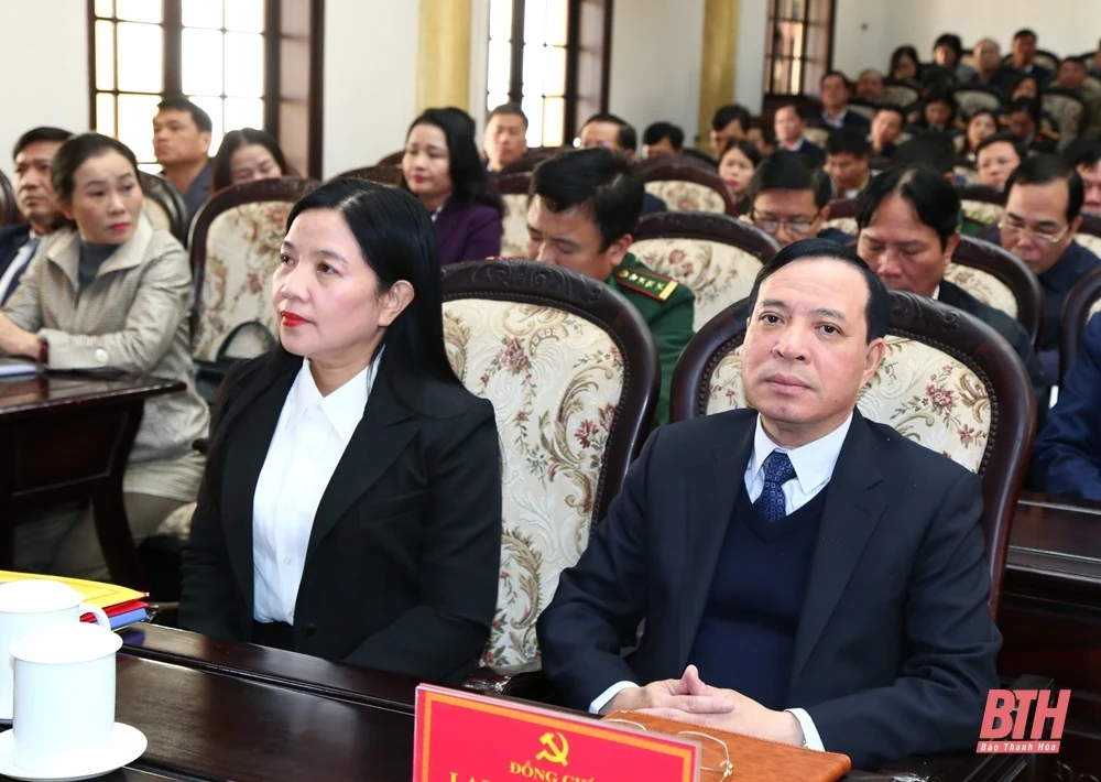 Thông suốt tư tưởng, tiếp tục làm việc, cống hiến cho công tác dân vận của Đảng ngày càng hiệu quả, rõ nét, có dấu ấn